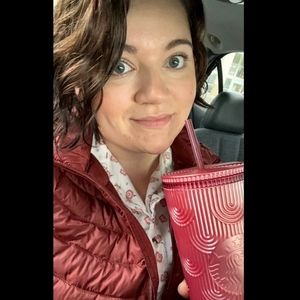 Meet your Posher, Naomi